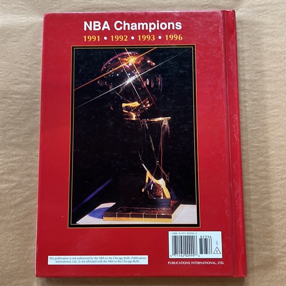Chicago Bulls RAGING BULLS! NBA CHAMPS RECORD 72 Victoriies - Picture 2 of 10